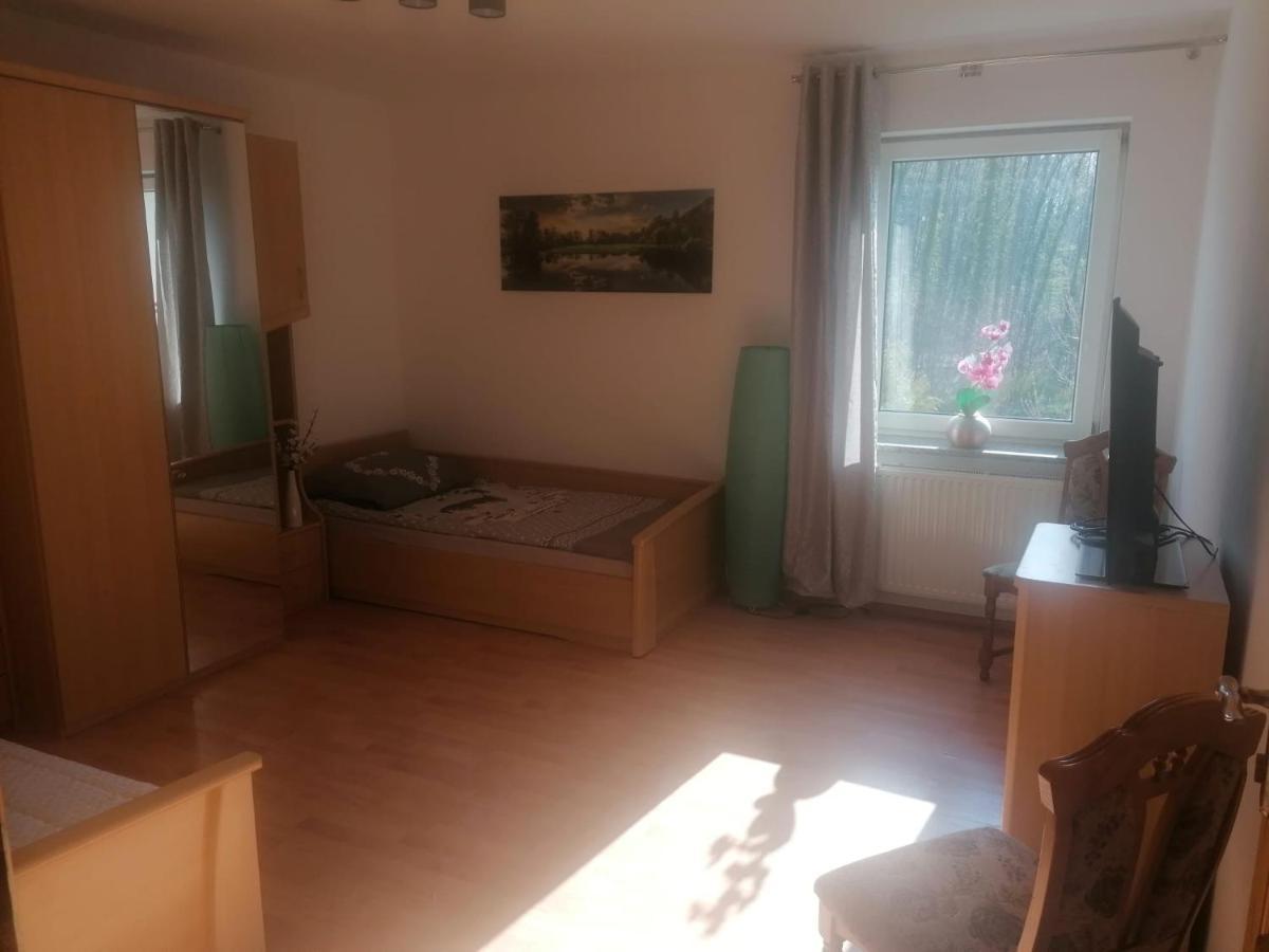 Apartamento Gaestehaus An Der Warnow Schwaan Exterior foto
